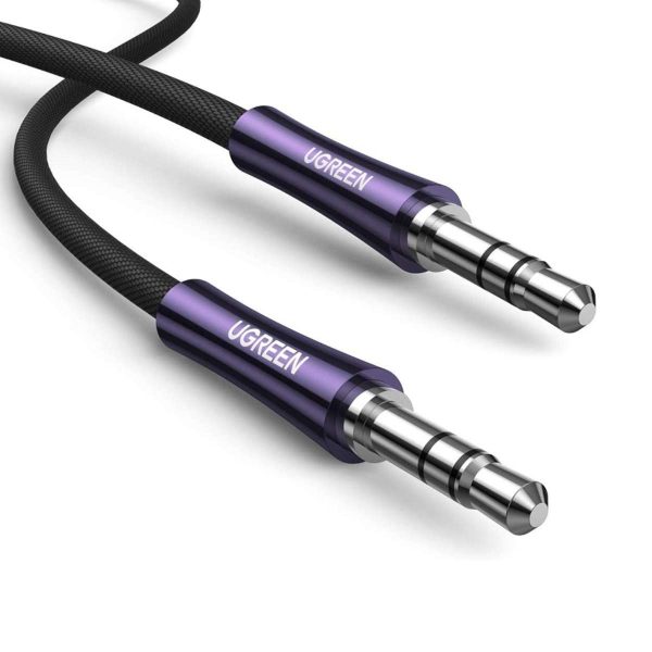 Ugreen 3.5mm 3 cực Male to Male Cáp âm thanh vỏ đồng mạ bạc 2m 80852