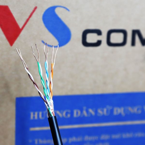 Dây Cáp mạng vỏ PE trong nhà & ngoài trời Cat5e VSCOM lõi đồng nguyên chất ( cuộn 305M)