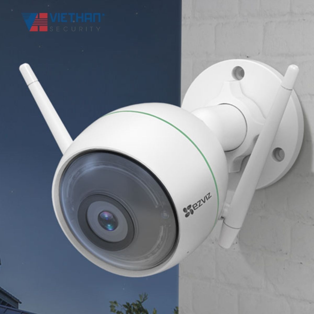 Camera Wifi ngoài trời EZVIZ C3WN 2.0 Megapixel, tích hợp míc thu âm thanh