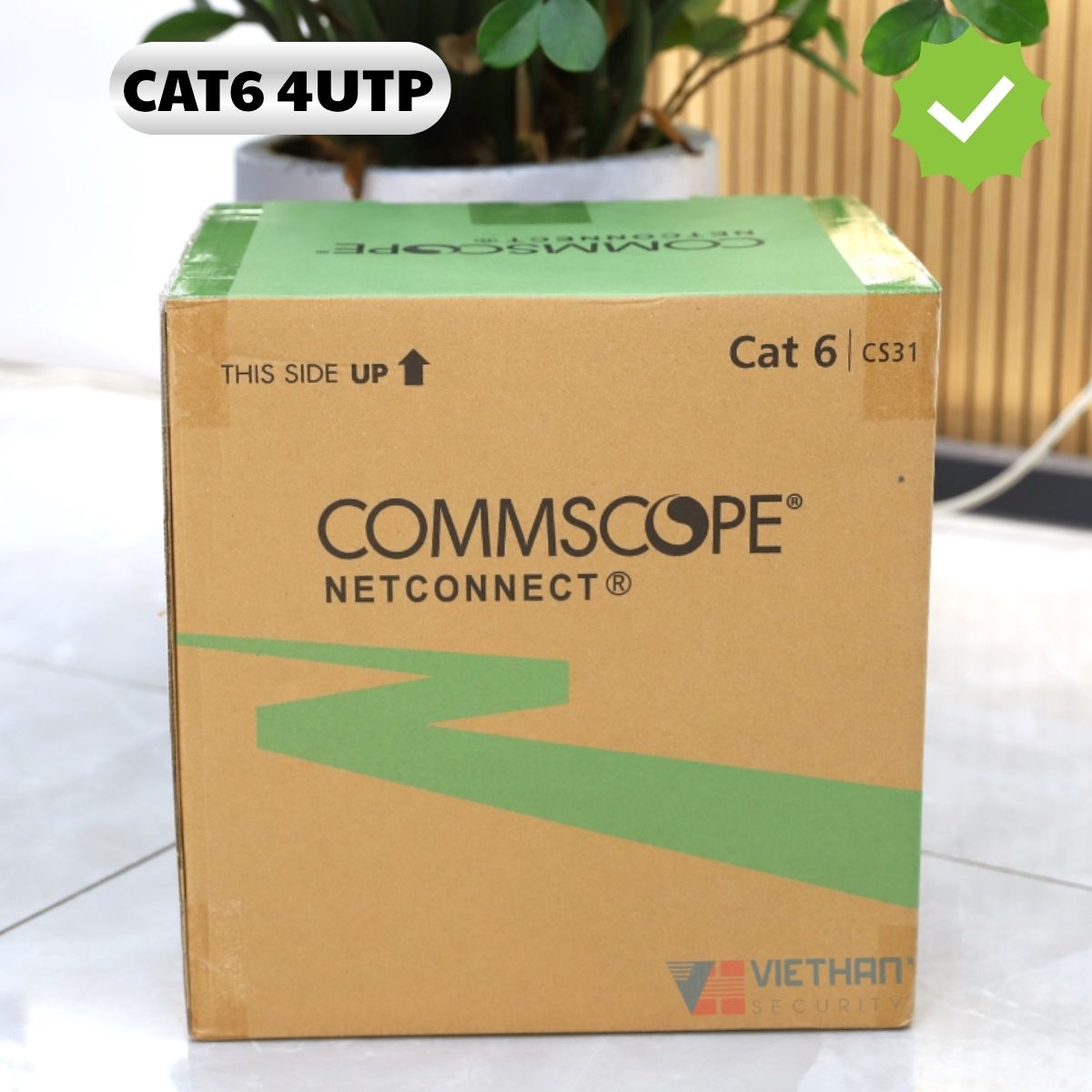 Dây cáp mạng CommScope CAT6 4UTP, 23AWG, CM, 305m/thùng, Màu xanh, Tốc độ cao